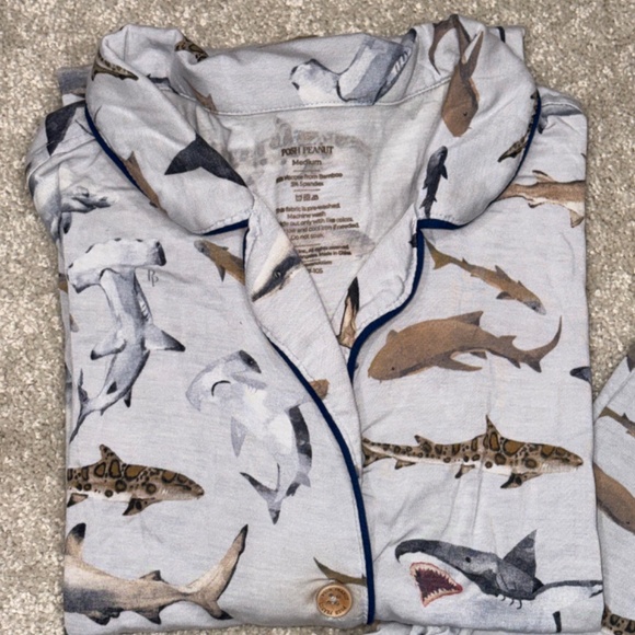 Posh Peanut Women's Maverick Luxe Pajama Short Set, Medium, EUC - Picture 4 of 14